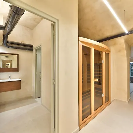Urbanflat 09 - Stylish Duplex On Champs-elysees Paris
